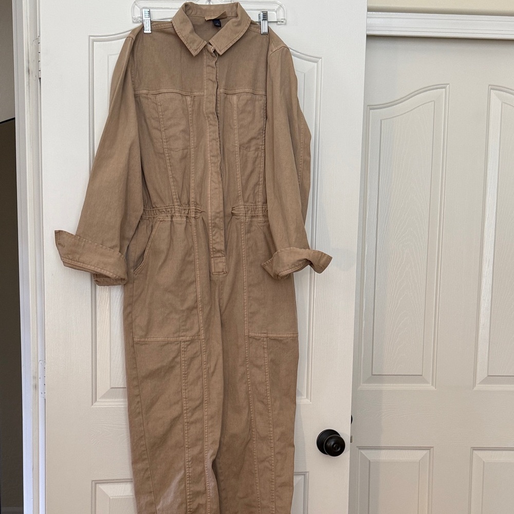 Universal Thread Tan Utility Jumpsuit